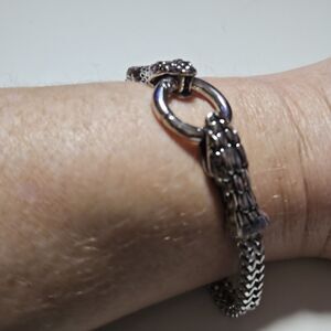 Silver Tone Snake Double Head Clasp Chain Bracelet 7.75"